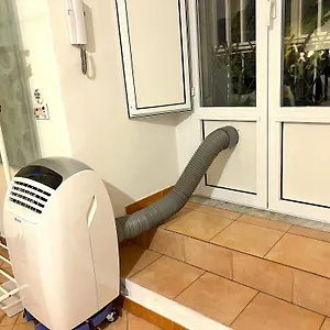 https://apartment-napoli.hotels-amalfi.com