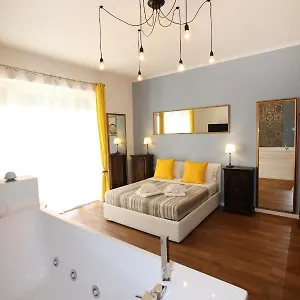 https://unique-luxury-apartment-and-rooms.it-romehotels.com